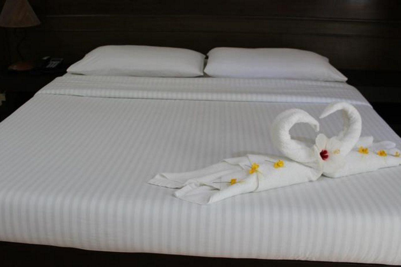 Casa Pilar Beach Resort Manoc-Manoc Extérieur photo