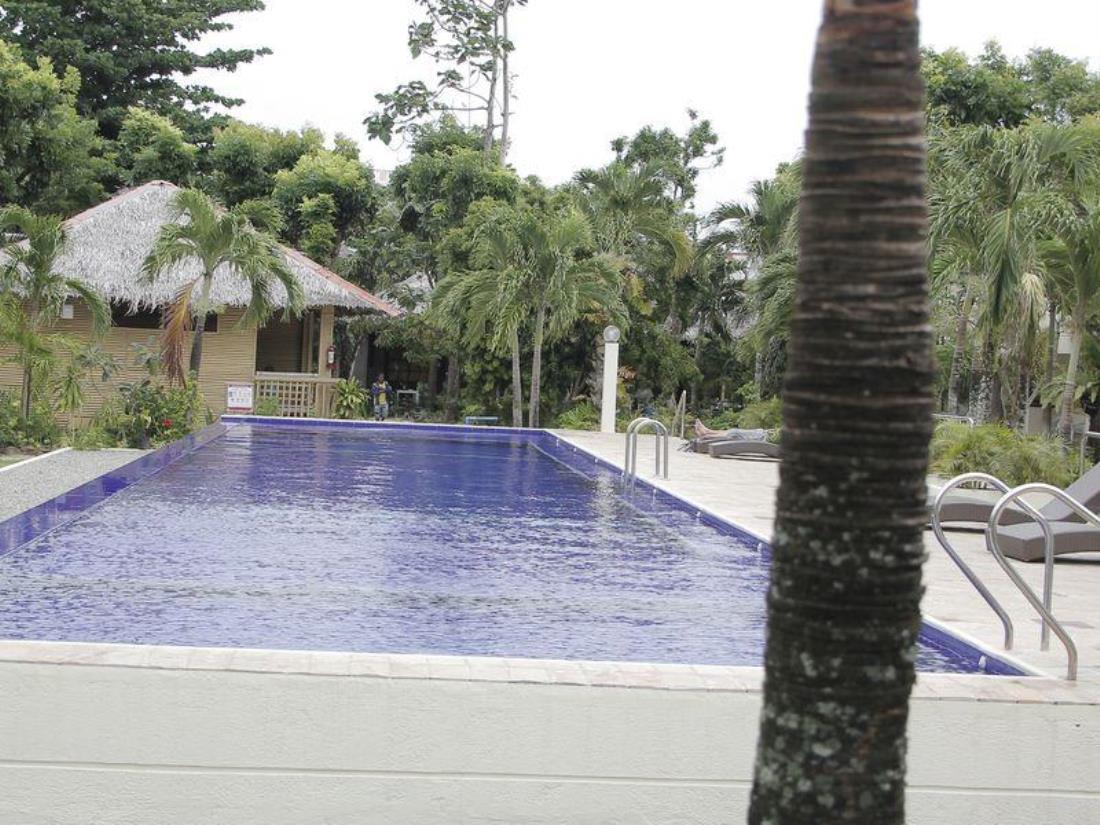Casa Pilar Beach Resort Manoc-Manoc Extérieur photo