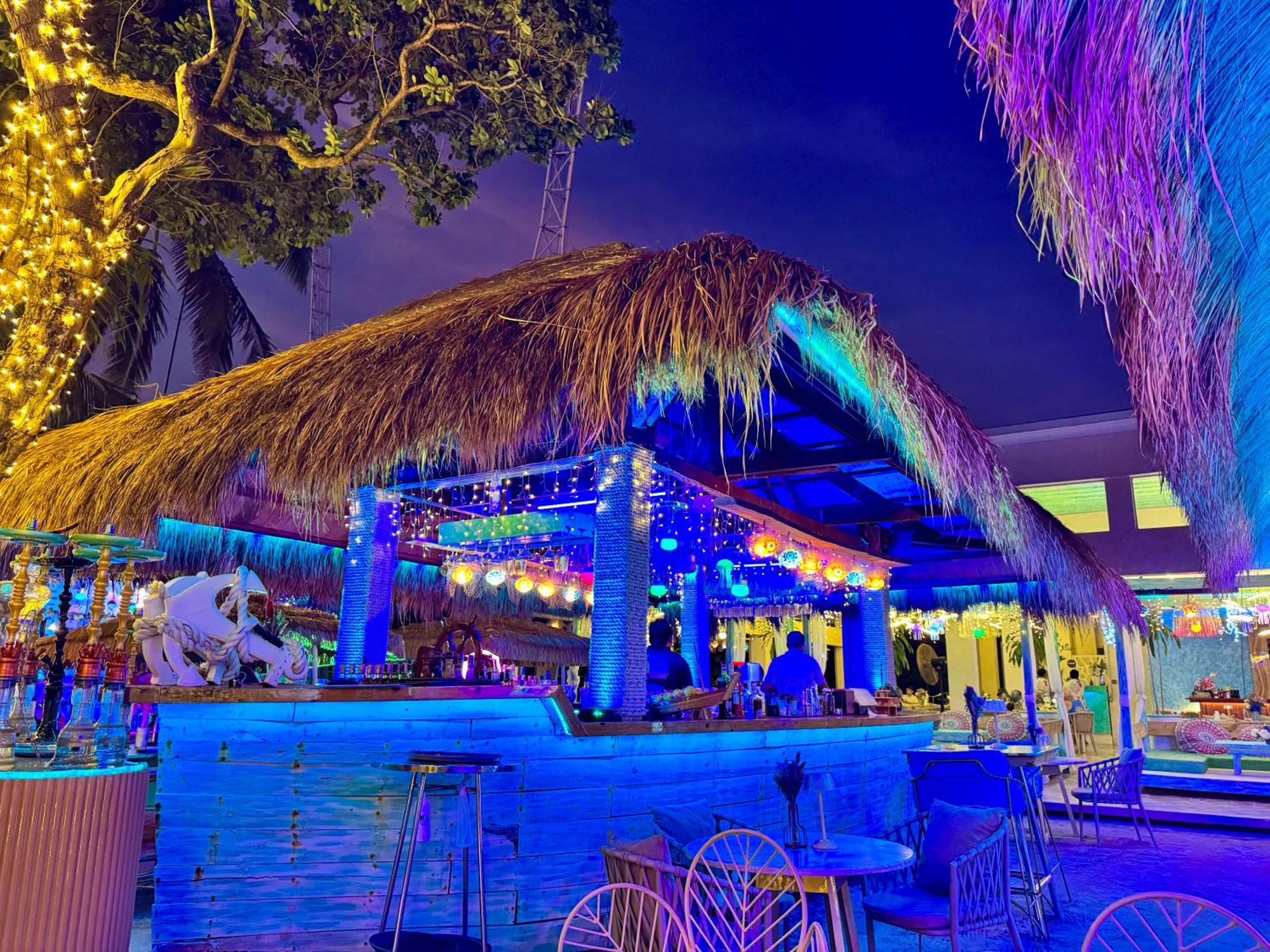Casa Pilar Beach Resort Manoc-Manoc Extérieur photo