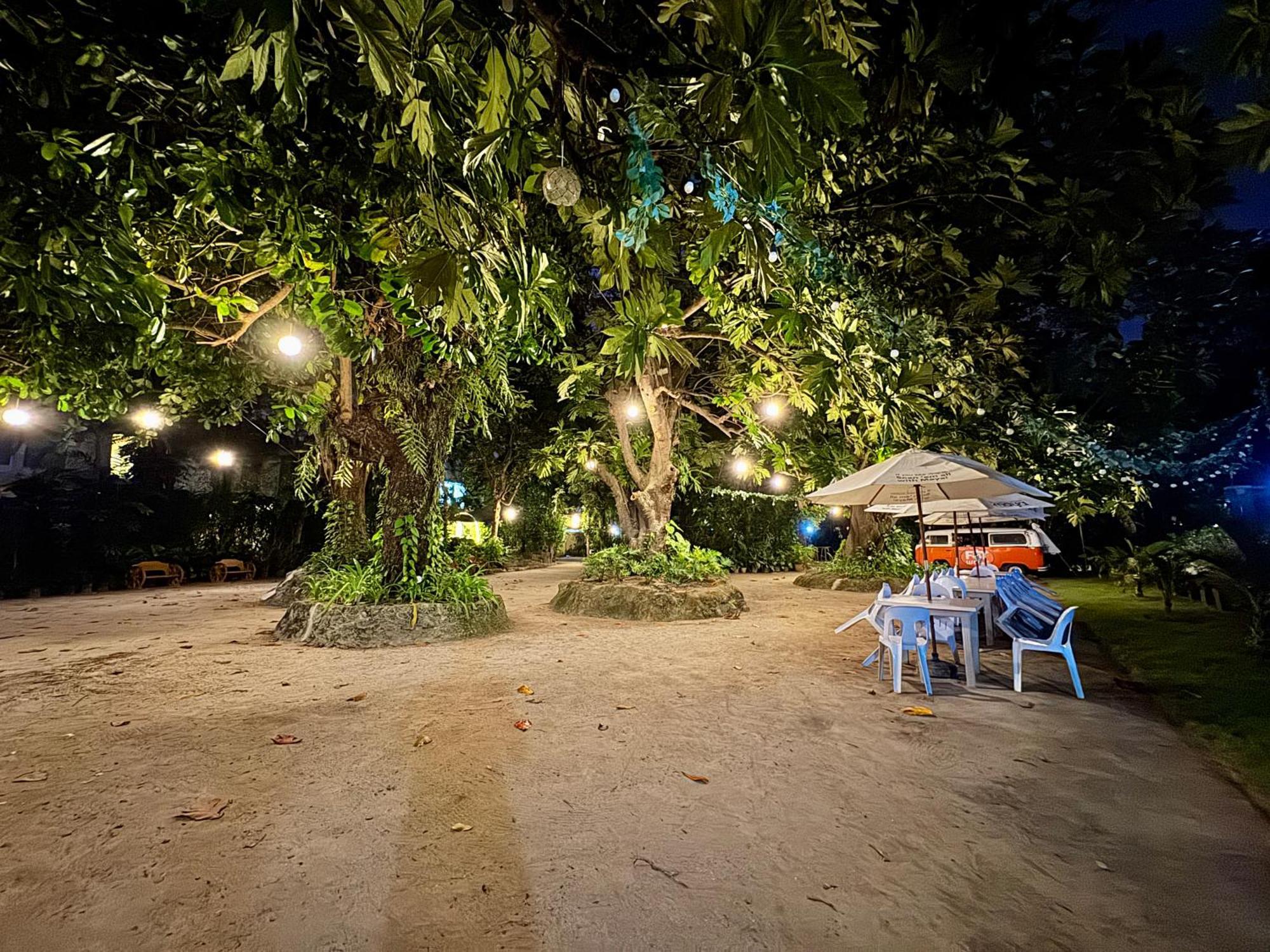 Casa Pilar Beach Resort Manoc-Manoc Extérieur photo