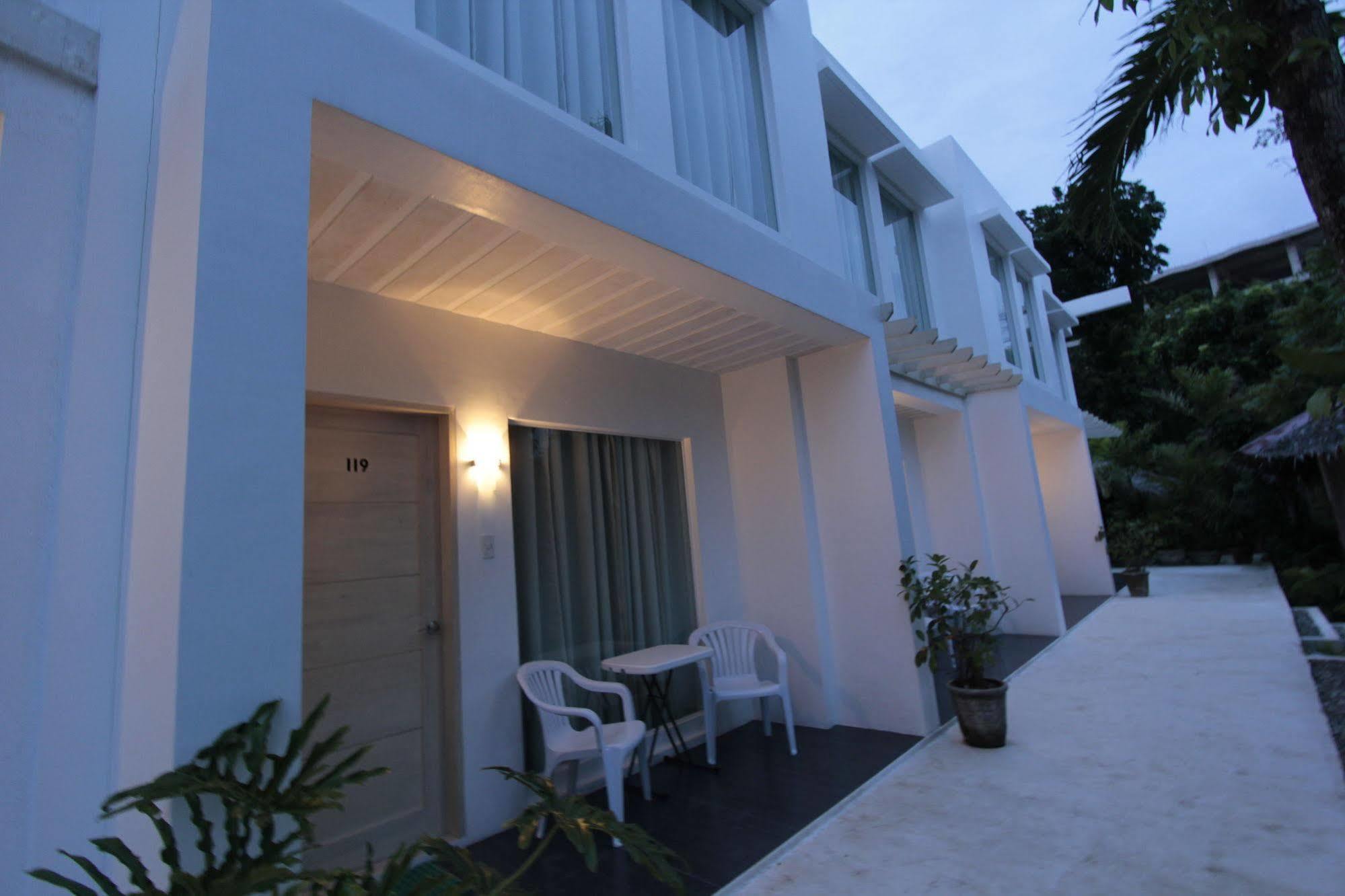 Casa Pilar Beach Resort Manoc-Manoc Extérieur photo