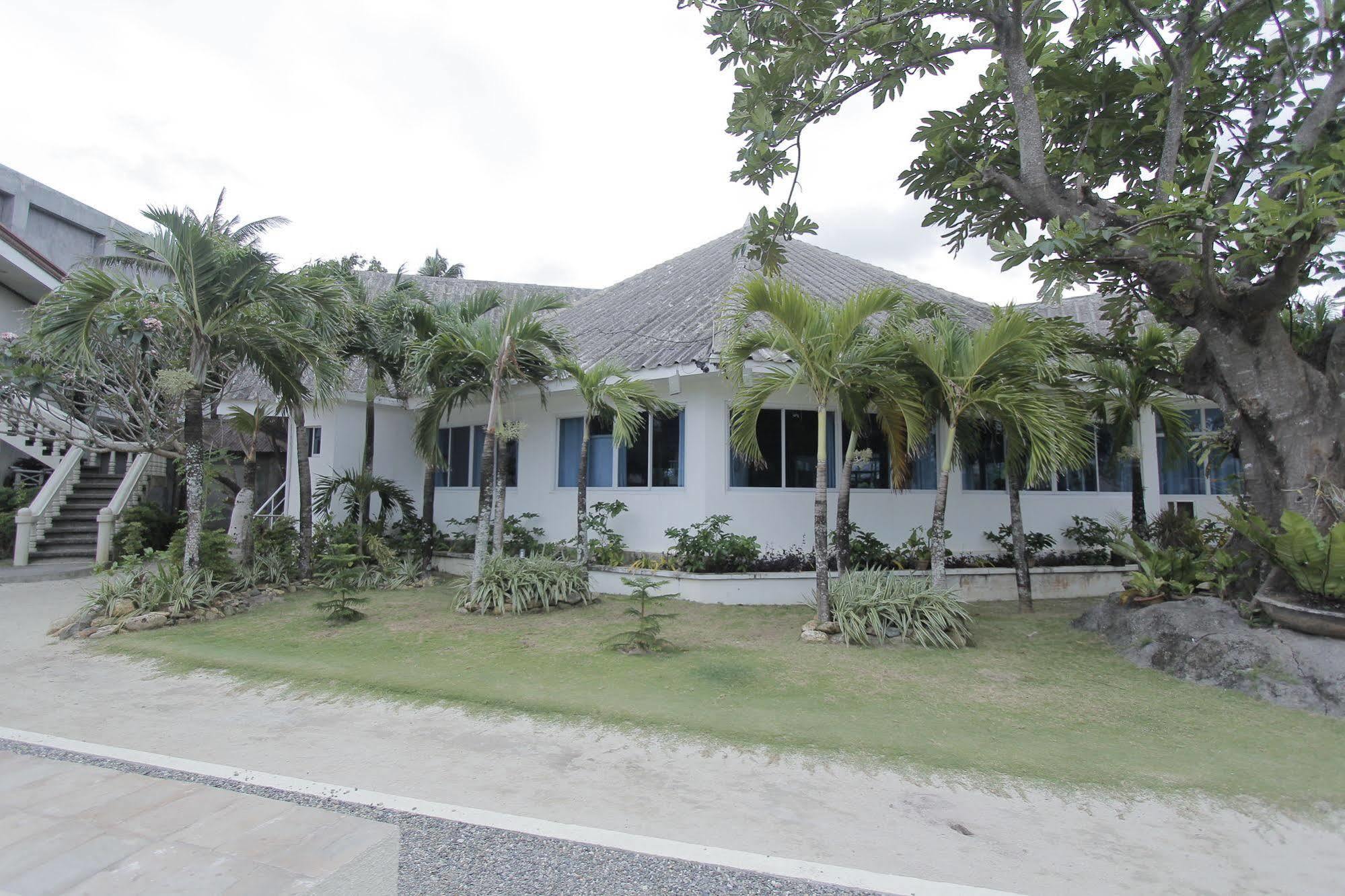 Casa Pilar Beach Resort Manoc-Manoc Extérieur photo